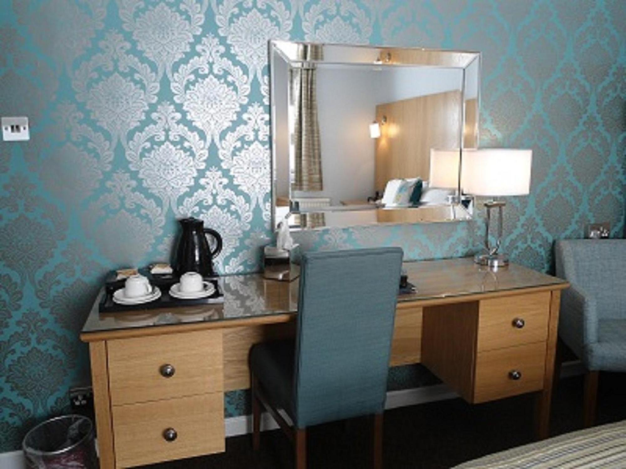 Park Hotel Montrose Ngoại thất bức ảnh